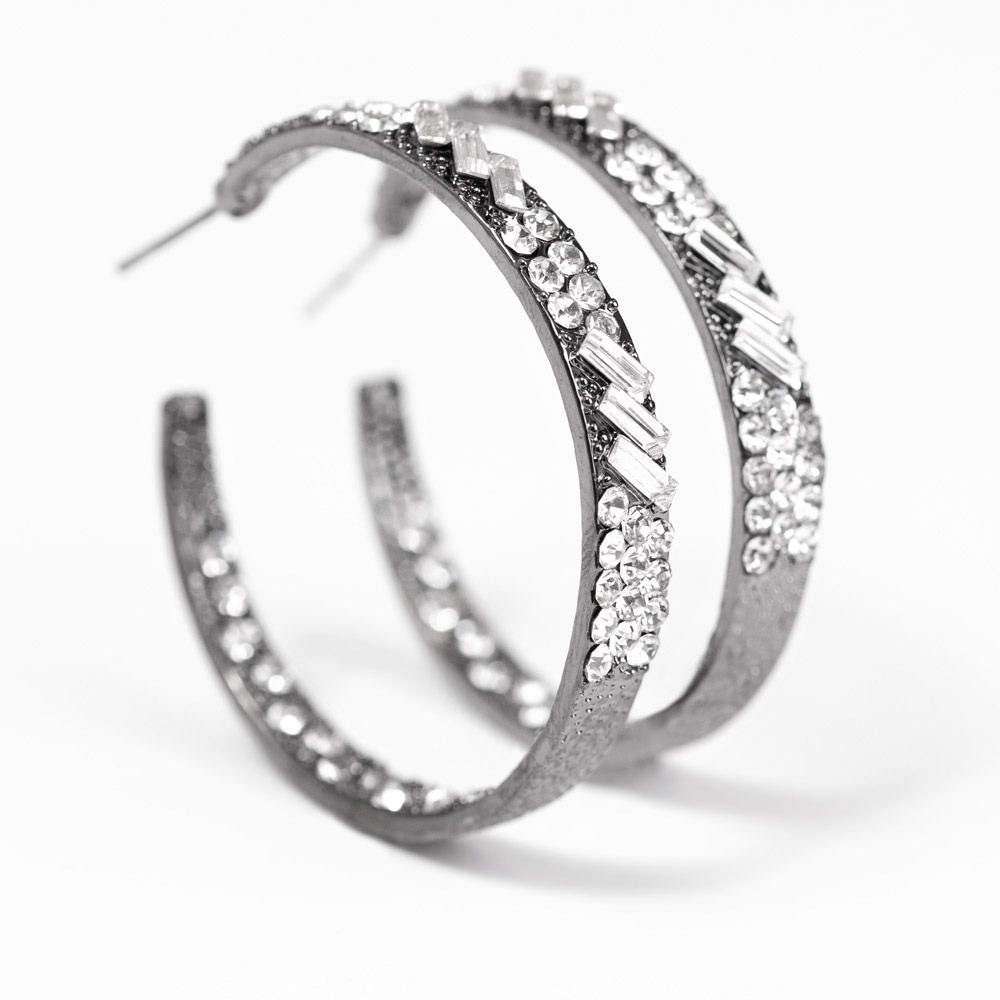 Pprazzi Gunmetal grey w/ diamond like rhinestones